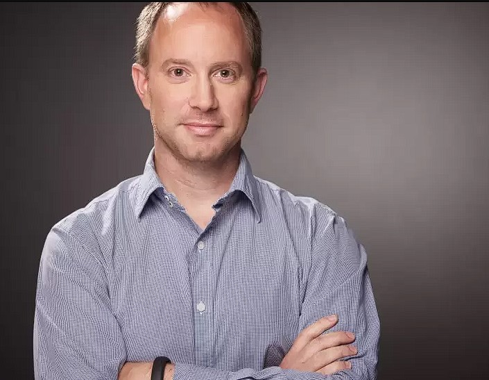Alejandro Zuzenberg, CEO y Cofundador de Botmaker.