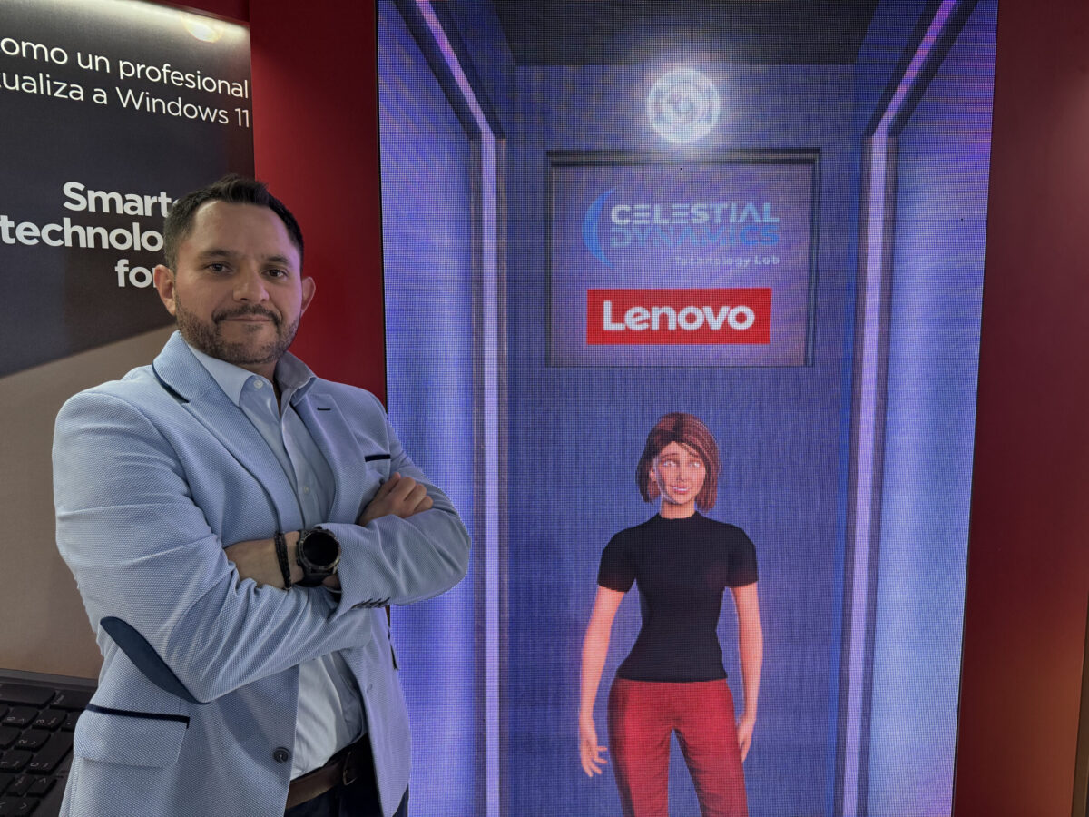 Antonio Olmos, de Lenovo.